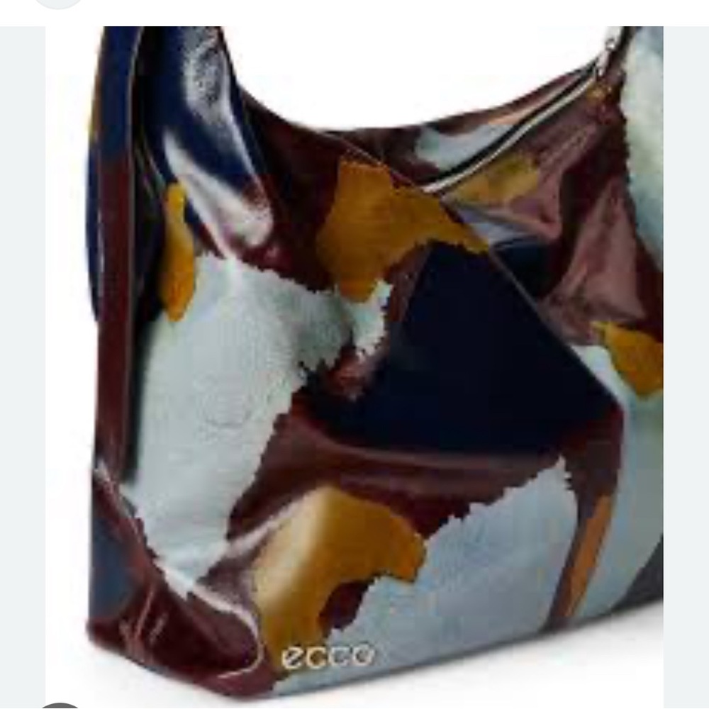ECCO UPCYCLED LEATHER CAMO HOBO BAG - NEW WITH TAGS AND DUSTBAG - Picture 5 of 15
